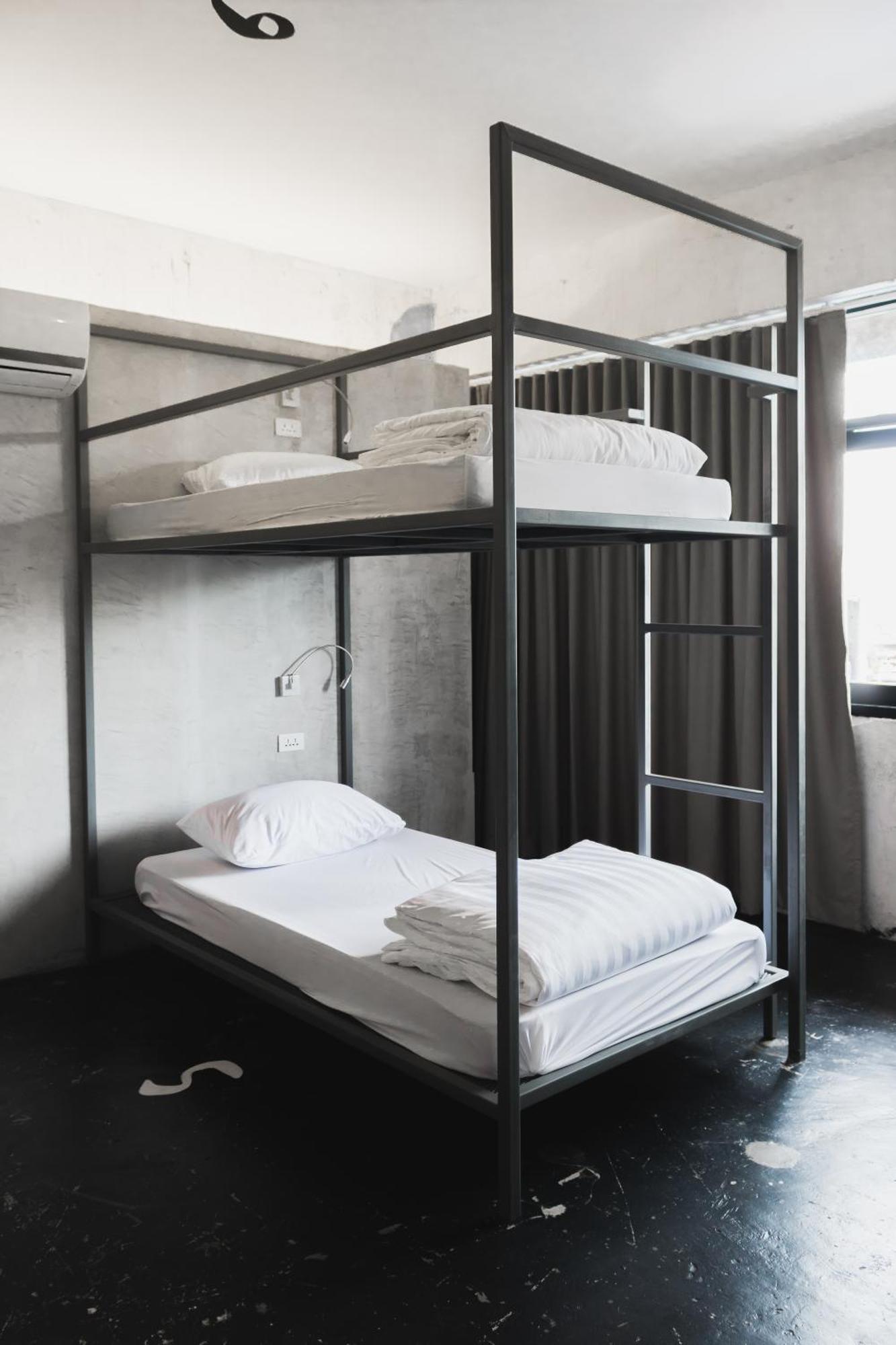Thunder Bird Hostel Chiang Mai Exterior photo