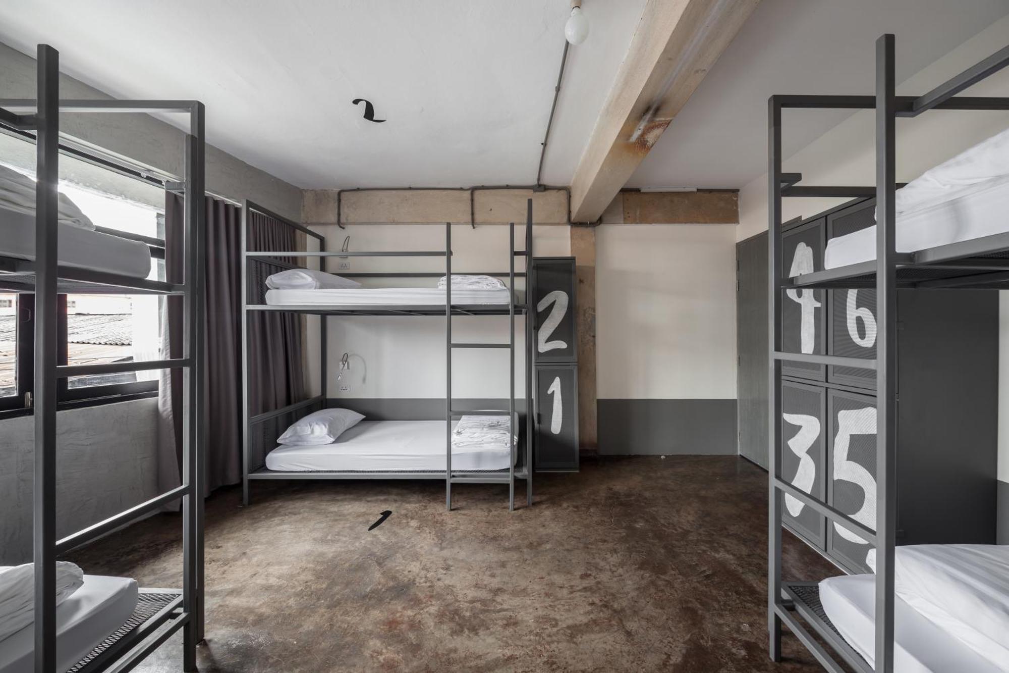 Thunder Bird Hostel Chiang Mai Exterior photo