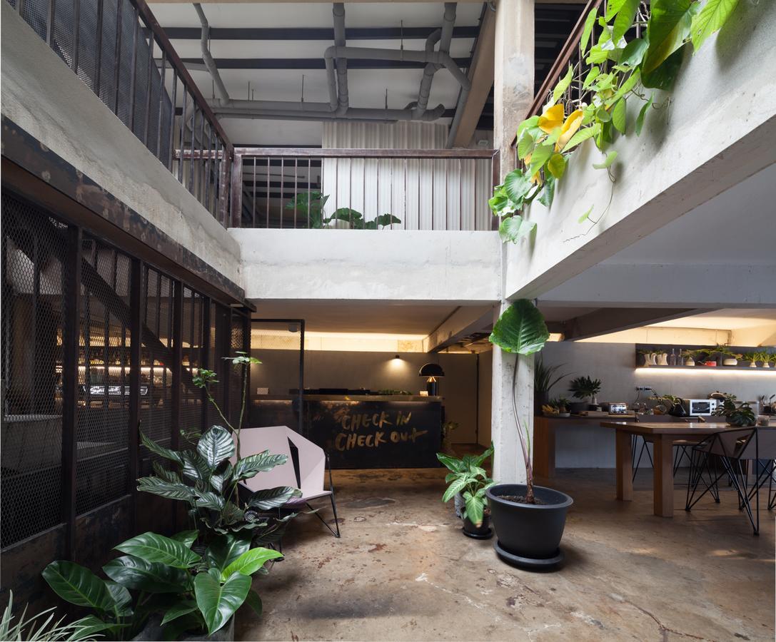 Thunder Bird Hostel Chiang Mai Exterior photo