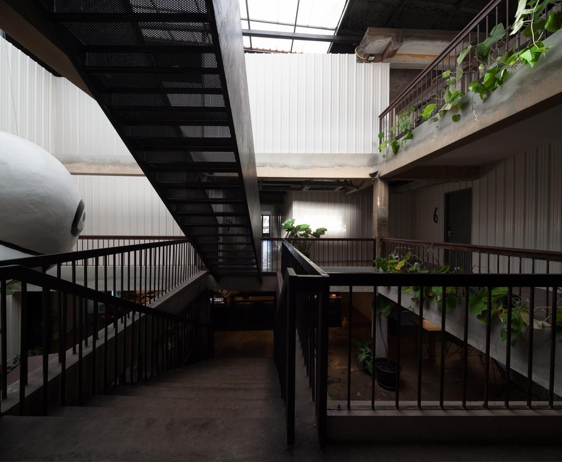 Thunder Bird Hostel Chiang Mai Exterior photo