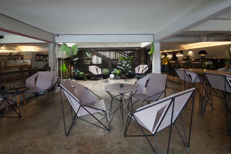 Thunder Bird Hostel Chiang Mai Exterior photo