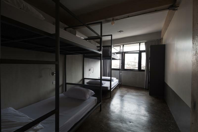 Thunder Bird Hostel Chiang Mai Exterior photo